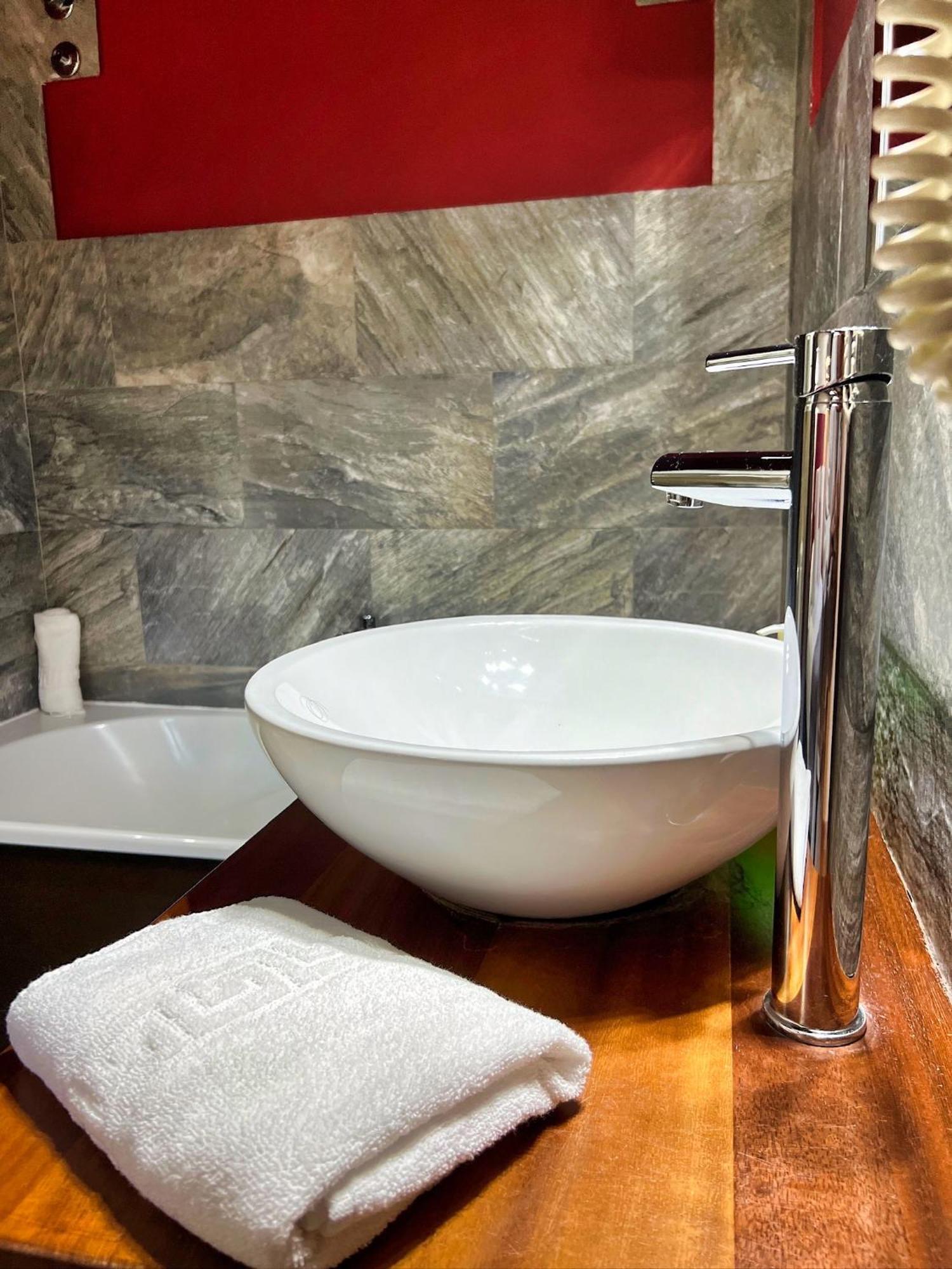 Apartamentos Spa Casco Historico De Isla - AlojateIsla Plana Εξωτερικό φωτογραφία