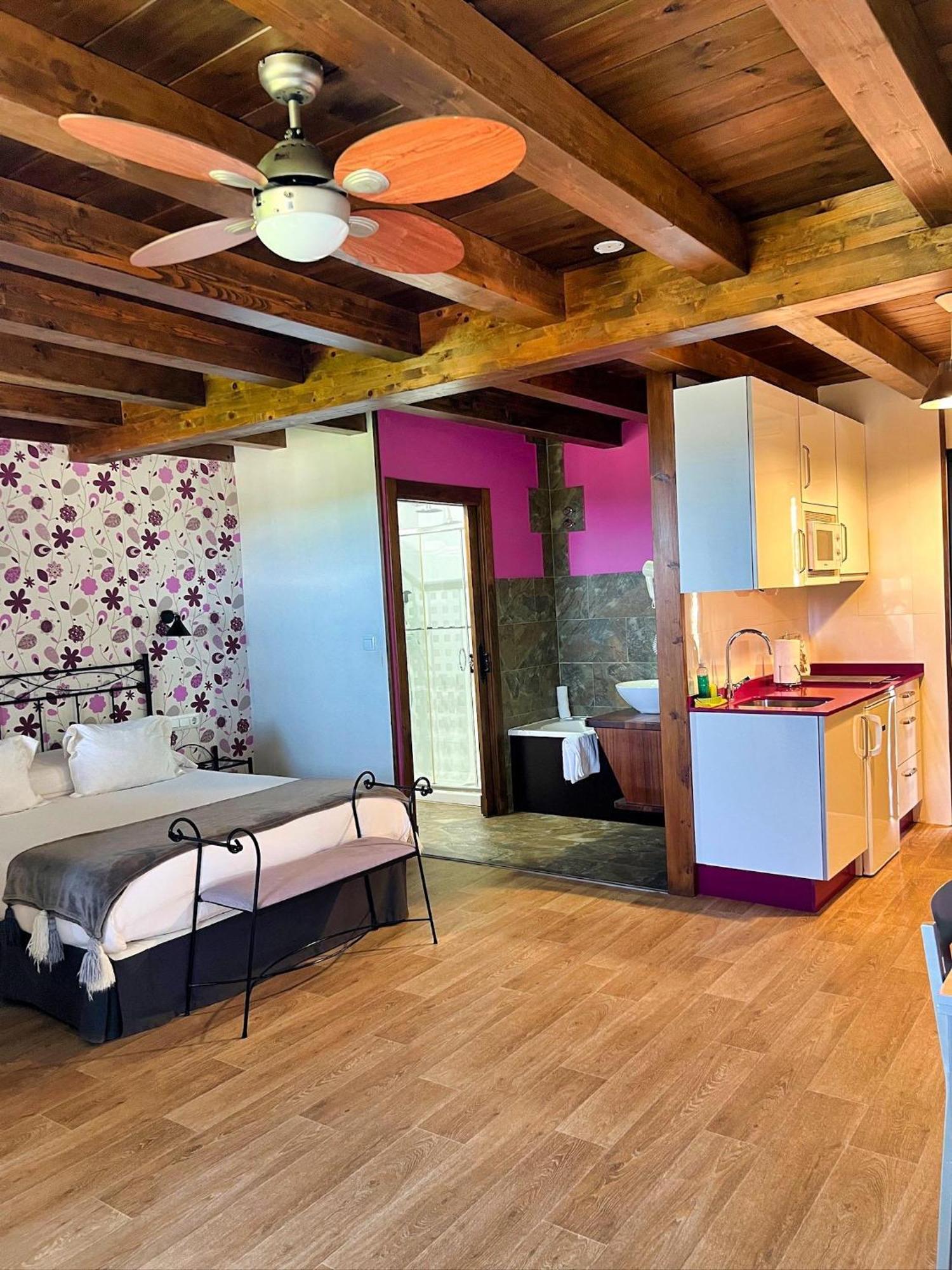 Apartamentos Spa Casco Historico De Isla - AlojateIsla Plana Εξωτερικό φωτογραφία